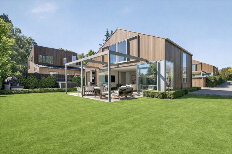 Photo of property in 1/61 Eely Point Road, Wanaka, 9305