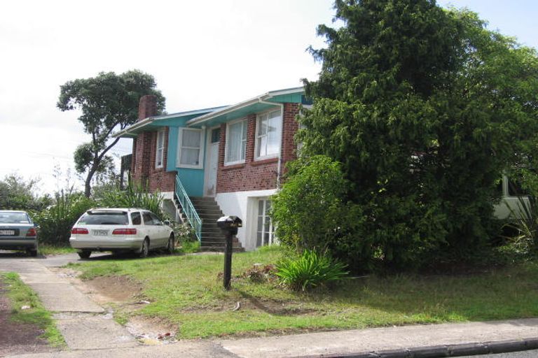 Photo of property in 80 Royal View Road, Te Atatu South, Auckland, 0610