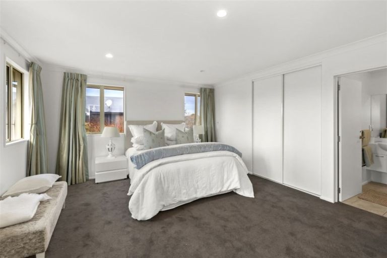 Photo of property in 8 Stableford Green, Burnside, Christchurch, 8053