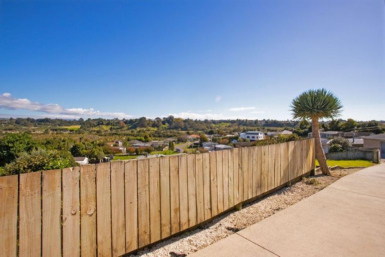 Photo of property in 18f Humber Crescent, Gate Pa, Tauranga, 3112