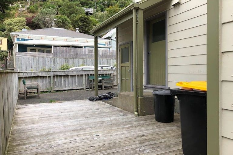 Photo of property in 155 Aro Street, Aro Valley, Wellington, 6021
