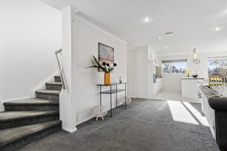 Photo of property in 2f Wood Street, Papakura, 2110