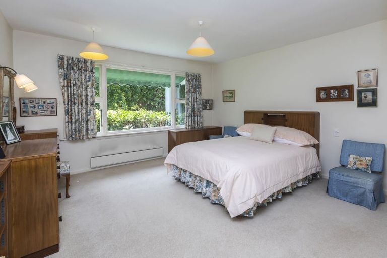 Photo of property in 44 Memorial Avenue, Ilam, Christchurch, 8053