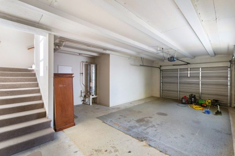 Photo of property in 59 Dart Place, Fernhill, Queenstown, 9300