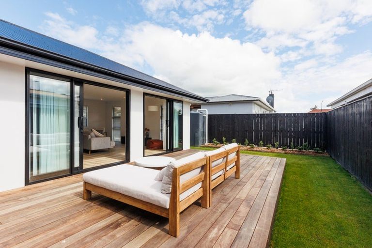 Photo of property in 4a Bristol Crescent, Roslyn, Palmerston North, 4414