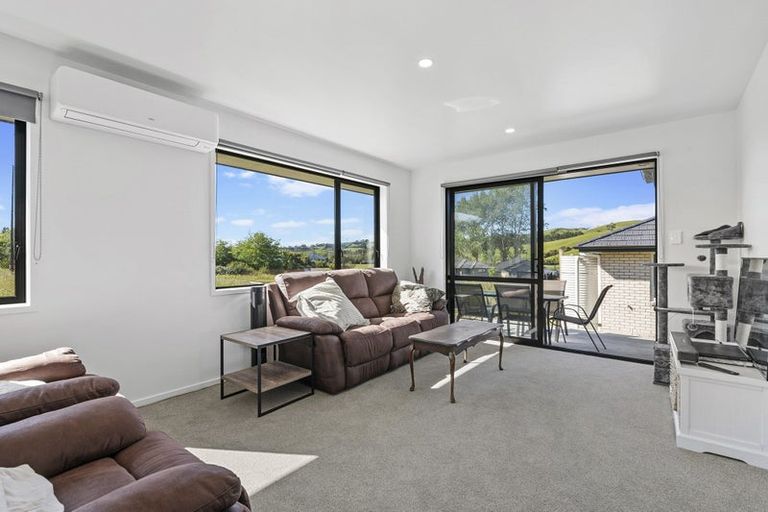 Photo of property in 10 Mahi Road, Helensville, 0800