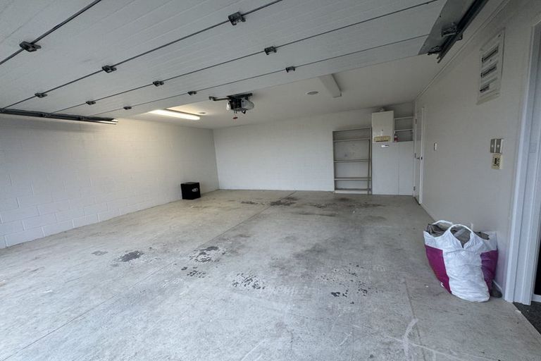 Photo of property in 77 Kittiwake Drive, Schnapper Rock, Auckland, 0632