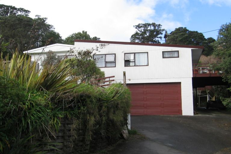 Photo of property in 17 Hillside Crescent, Leigh, 0985