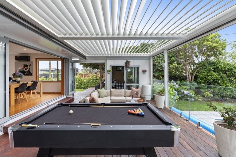 Photo of property in 477 Avonhead Road, Avonhead, Christchurch, 8042