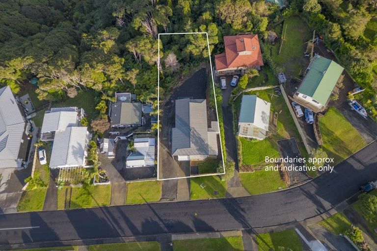 Photo of property in 8 Rimu Street, Whitianga, 3510