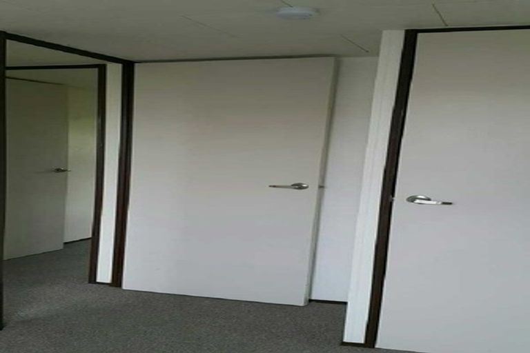 Photo of property in 1/15 Cyril Crescent, West Harbour, Auckland, 0618