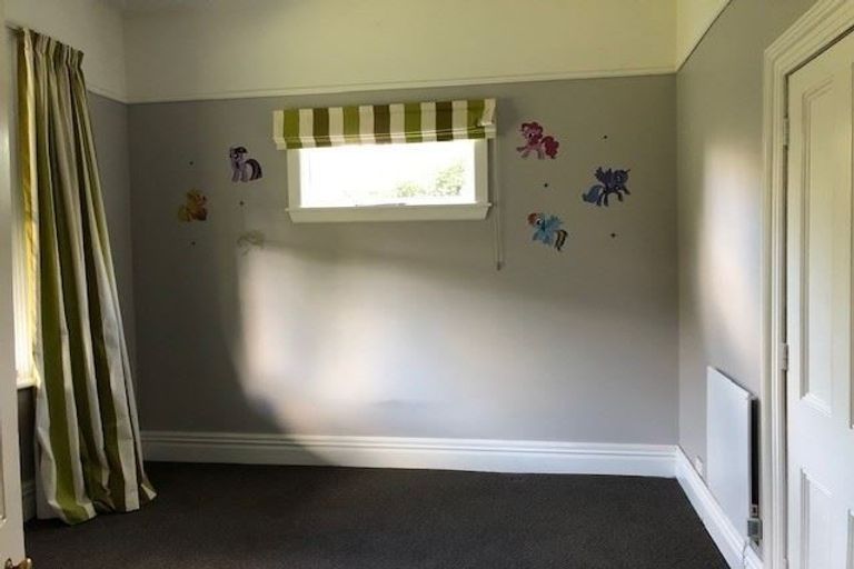 Photo of property in 260 Talbot Street, Geraldine, 7930