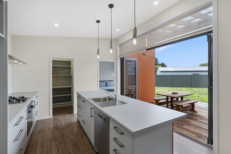 Photo of property in 15a Roberts Street, Martinborough, 5711