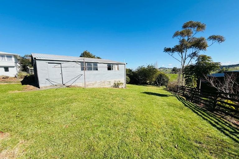 Photo of property in 50 Gorge Road, Maungaturoto, 0520