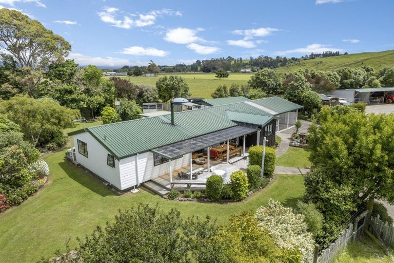 Photo of property in 28 Hanlon Road, Ashhurst, 4884