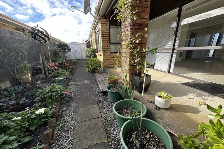 Photo of property in 1/8 Vincent Street, Howick, Auckland, 2014