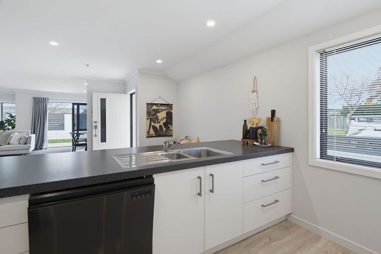 Photo of property in 206 Park Road North, Parkvale, Hastings, 4122