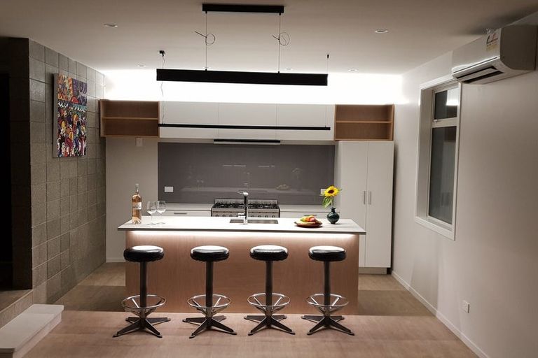 Photo of property in 20 De Val Drive, Titirangi, Auckland, 0604