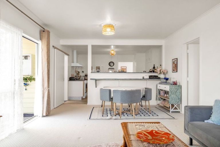 Photo of property in 21 Elliott Crescent, Owhata, Rotorua, 3010