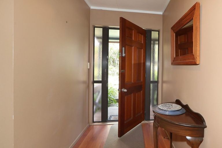 Photo of property in 37a Tauroa Road, Havelock North, 4130