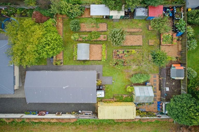 Photo of property in 29 Bridge Street, Southbridge, 7602