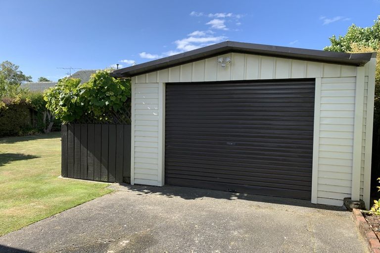 Photo of property in 21 Lincoln Avenue, Epuni, Lower Hutt, 5011