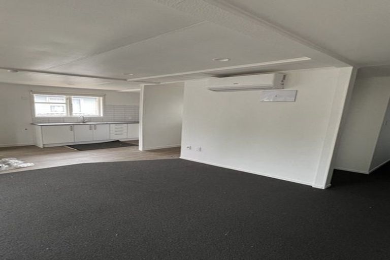Photo of property in 35 Gilbert Road, Otara, Auckland, 2023