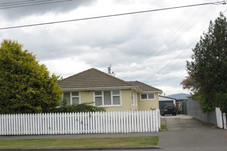 Photo of property in 71 Hargood Street, Woolston, Christchurch, 8062