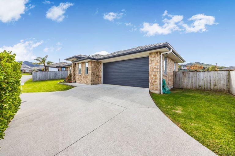 Photo of property in 15 Millbrae Place, Pokeno, 2402