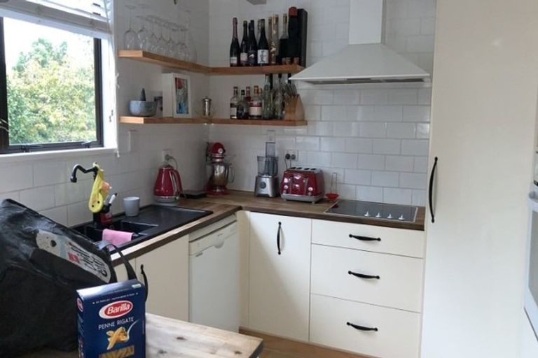 Photo of property in 59a Welcome Bay Road, Welcome Bay, Tauranga, 3112