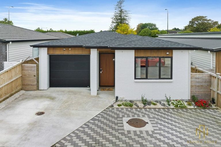 Photo of property in 12 Selwyn Downs Lane, Opaheke, Papakura, 2113