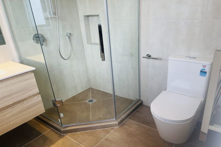 Photo of property in 7a Hinau Street, New Lynn, Auckland, 0600