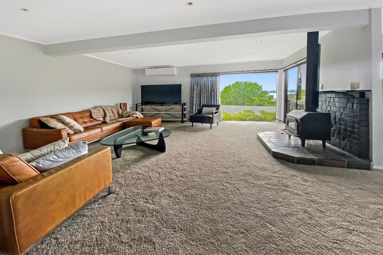 Photo of property in 29 Hebe Place, Birkenhead, Auckland, 0626