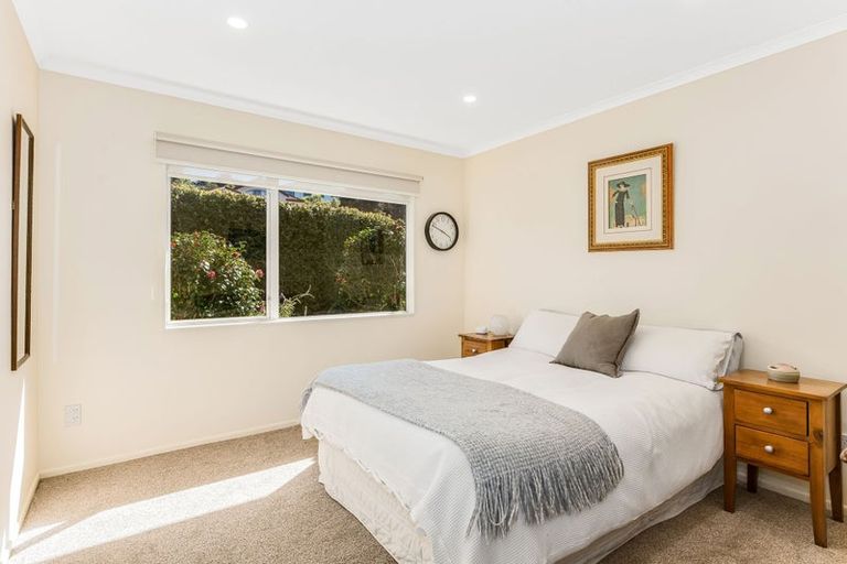 Photo of property in 4 Petrel Lane, Whitby, Porirua, 5024
