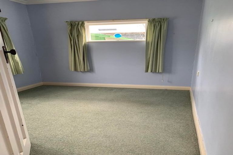 Photo of property in 11 Beaumont Avenue, Alicetown, Lower Hutt, 5010