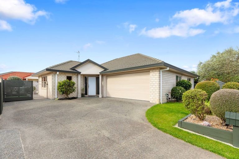 Photo of property in 72a Beachwater Drive, Papamoa Beach, Papamoa, 3118