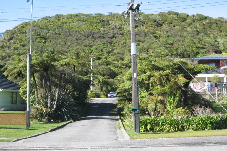 Photo of property in 129a Main South Road, Karoro, Greymouth, 7805