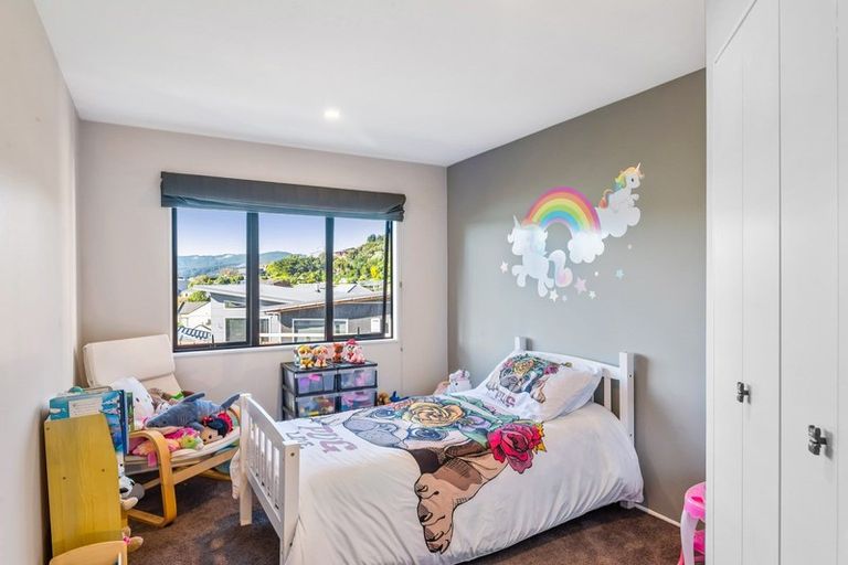 Photo of property in 12 The Topdeck, Whitby, Porirua, 5024