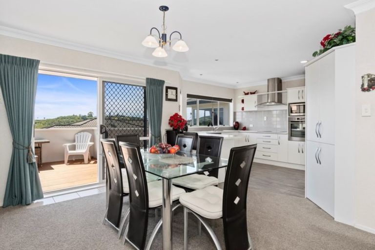 Photo of property in 15 Village Park Drive, Welcome Bay, Tauranga, 3112