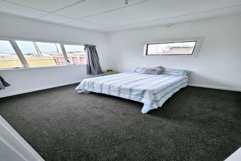 Photo of property in 68 Polson Street, Castlecliff, Whanganui, 4501