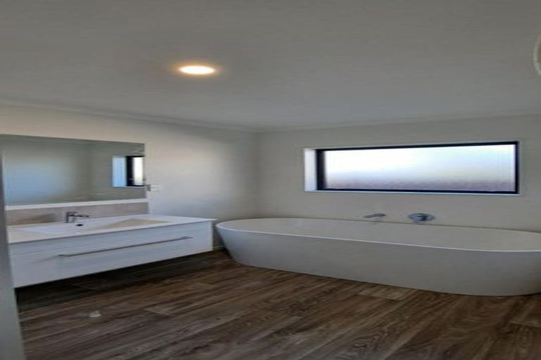 Photo of property in 7 Egmont Street, Hawera, 4610