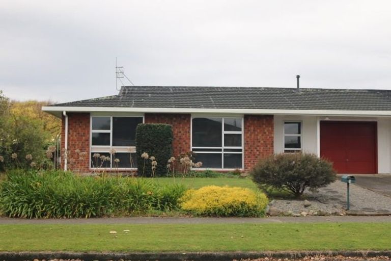 Photo of property in 1 Langley Avenue, Milson, Palmerston North, 4414
