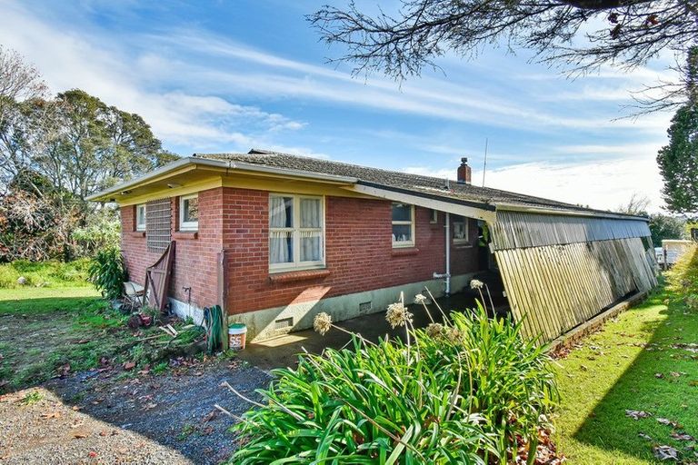 Photo of property in 2 Birdwood Road, Pukekohe, 2120