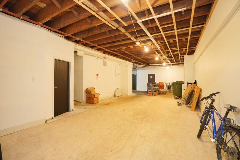 Photo of property in 24 Esk Street, Roslyn, Palmerston North, 4414