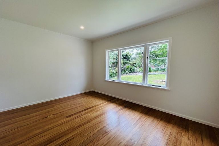 Photo of property in 308 West Coast Road, Glen Eden, Auckland, 0602