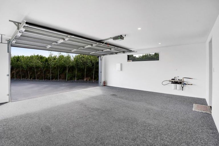 Photo of property in 956 Richmond Road, Lepperton, New Plymouth, 4373