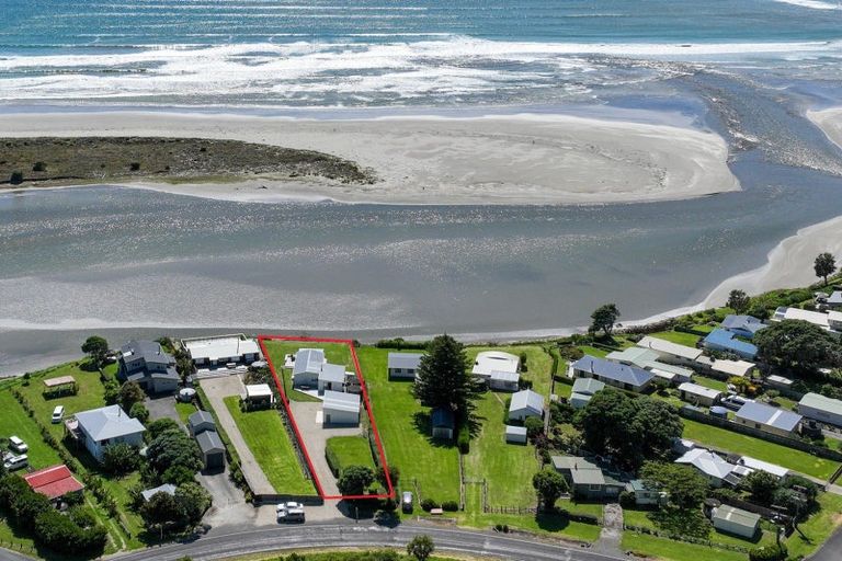 Photo of property in 176 Mahia East Coast Road, Mahia, 4198