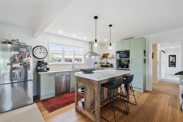 Photo of property in 25 Pandora Street, North New Brighton, Christchurch, 8083