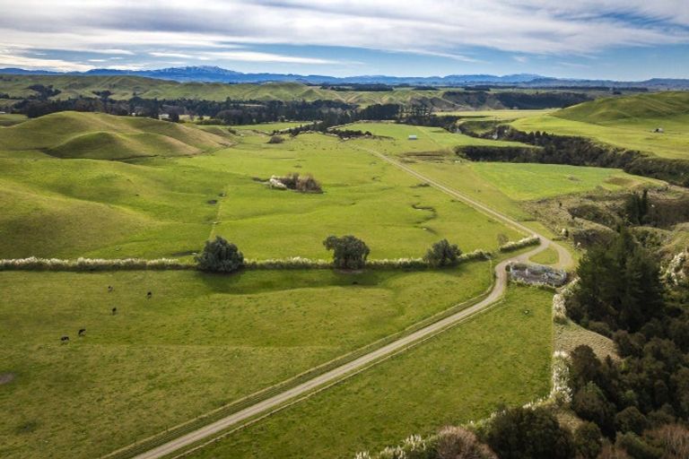 Photo of property in 1233 Kereru Road, Maraekakaho, Hastings, 4171
