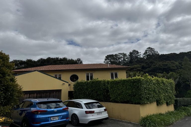 Photo of property in 14 Daldys Bush Lane, Bayview, Auckland, 0629